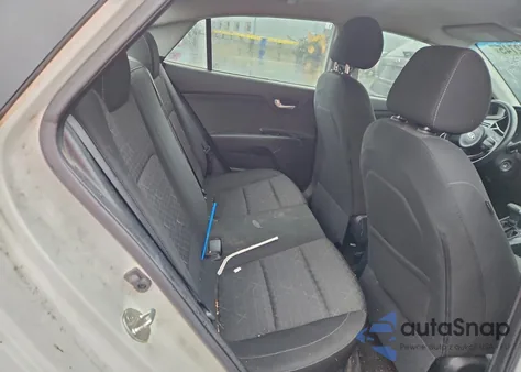 2020 Kia Rio Lx z USA, uszkodzony, nr VIN 3KPA24AD8LE321335